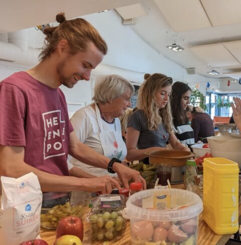 Aromas koken met voedseloverschotten